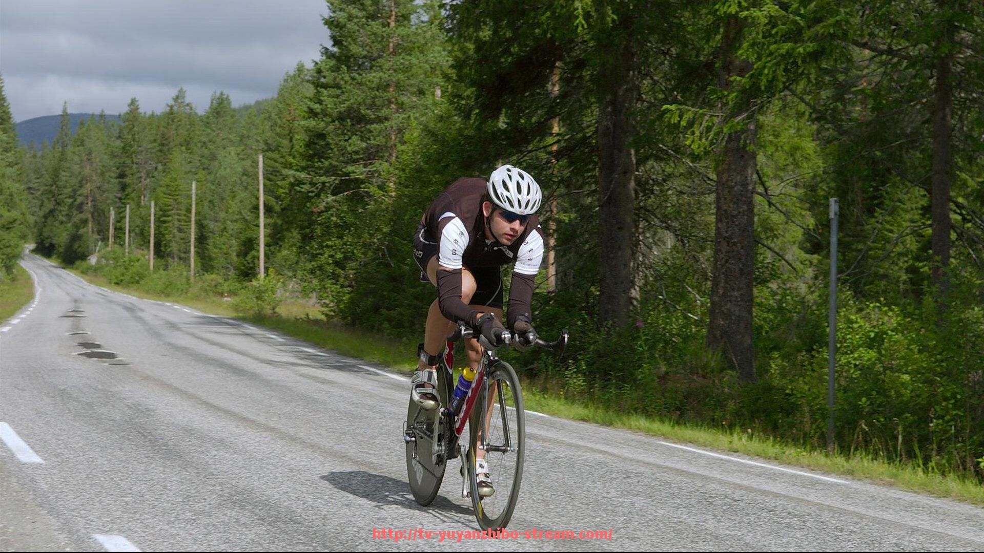 雨燕直播-法甲球队财务状况分析：资金投入与俱乐部经营绩效的关系